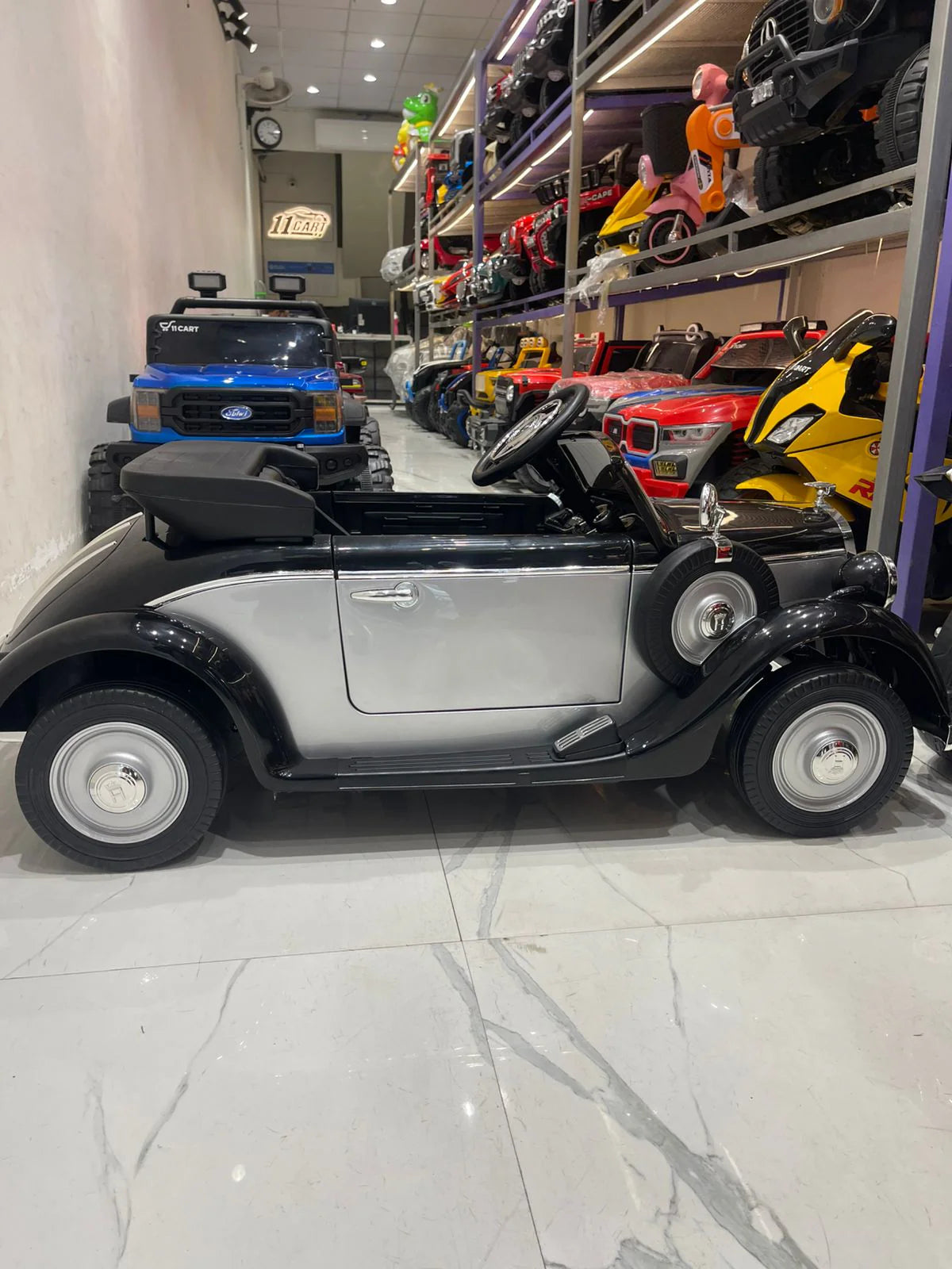 Kids Car Audi Horch 930V 12V Premium Kids Electric Car